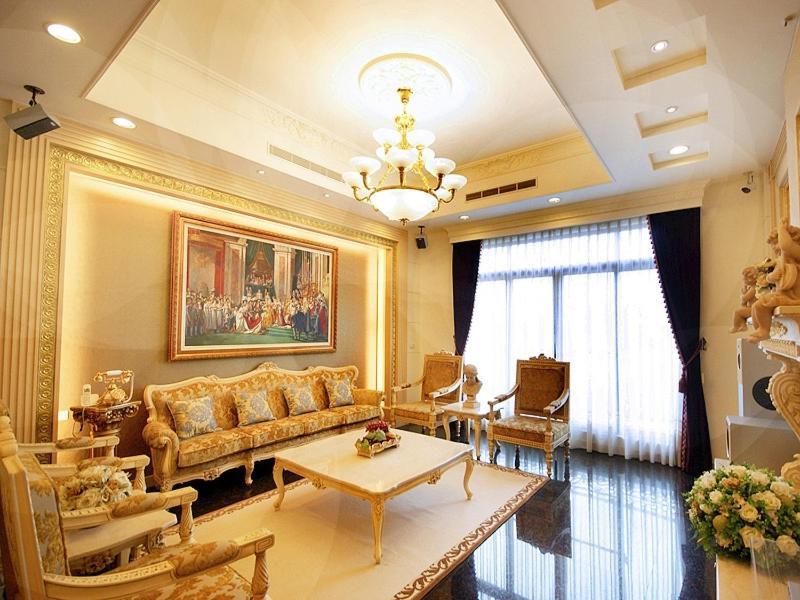 Baroque House Hotel ไถหนาน ภายนอก รูปภาพ